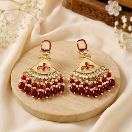 Dangle earrings