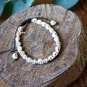 Carved stones bracelet