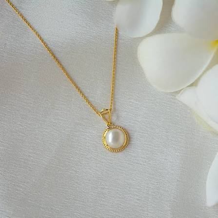 Pearl pendant
